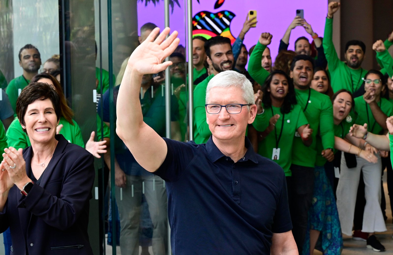 Тим Кук назвал запуск iPhone самым важным моментом в истории Apple