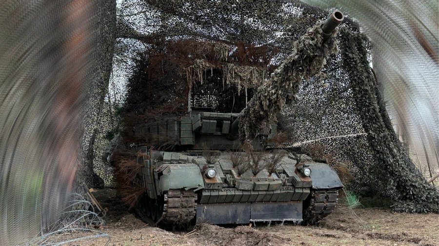 Стало известно, что Leopard 1A5 выдержал 52 удара дронов за сутки