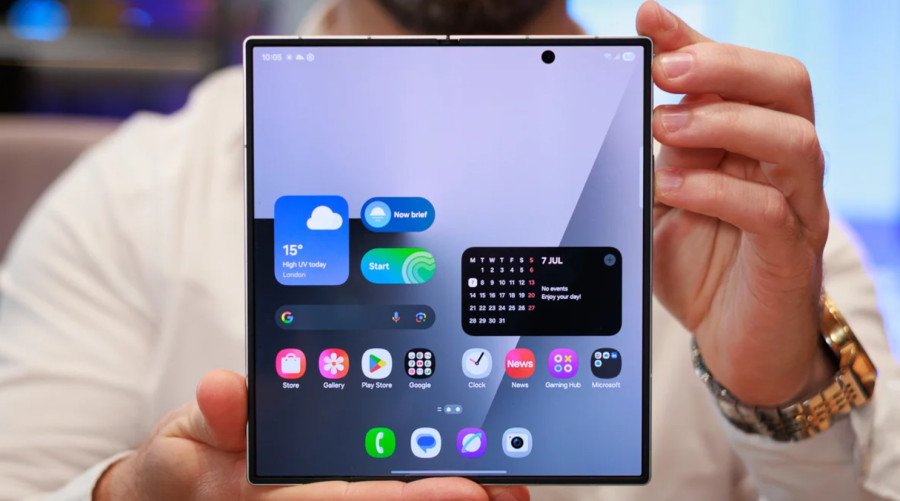 Samsung Galaxy Fold 8 здивує ціною: вартість майже не зміниться, але оновлень буде більше
