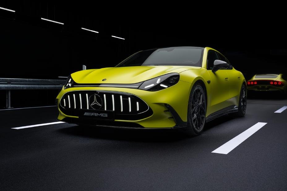 Новий електрокар Mercedes-AMG розганяється до 100 км/год за 2 секунди